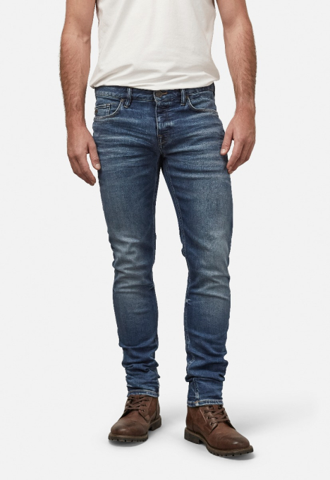 Riser Slim Jeans