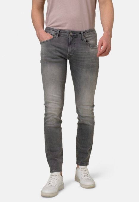 Morris Super Slim Jeans