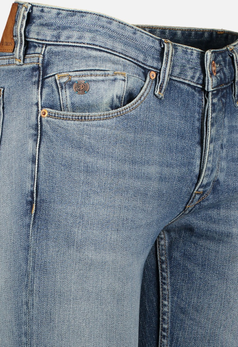 CTR211706 Riser Slim Jeans