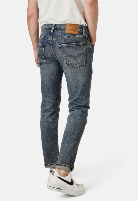 29507 502 Tapered Jeans