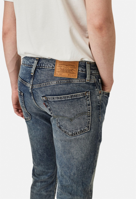 29507 502 Tapered Jeans
