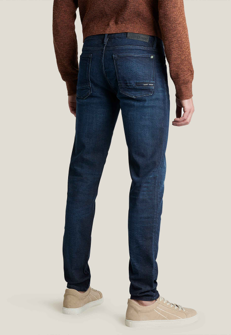 Riser Slim Fit Jeans