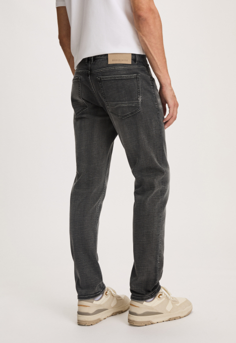Lewis Jeans