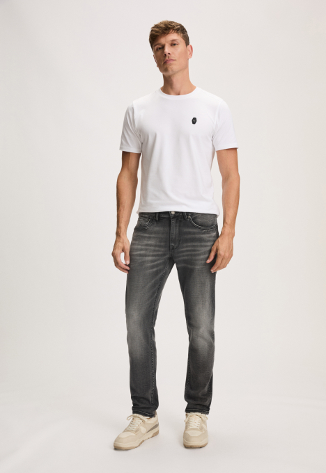 Lewis Jeans