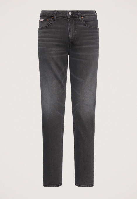 Slim Tapered Jeans