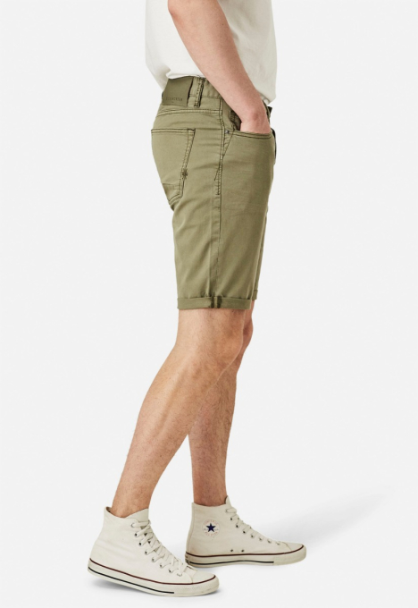 Porter Slim Short