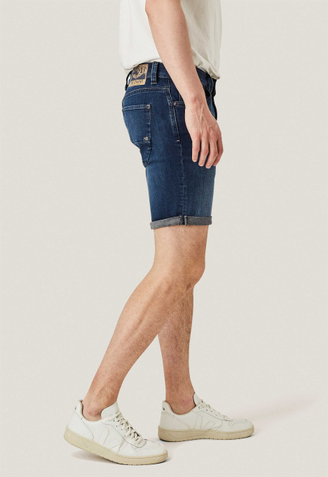 Nightflight Slim Short