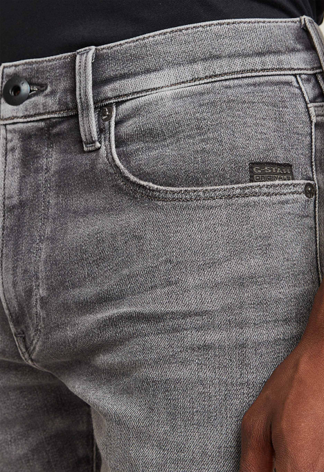 3301 Slim Short