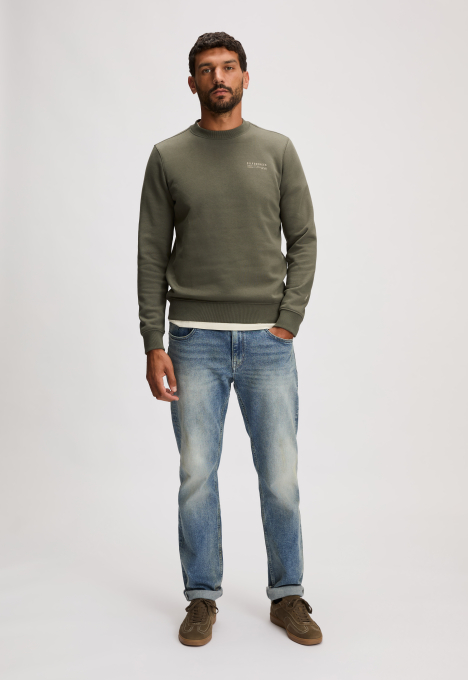 Logo Crew Sweater