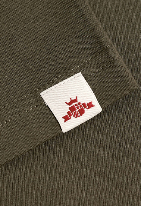 Chest Round T-shirt
