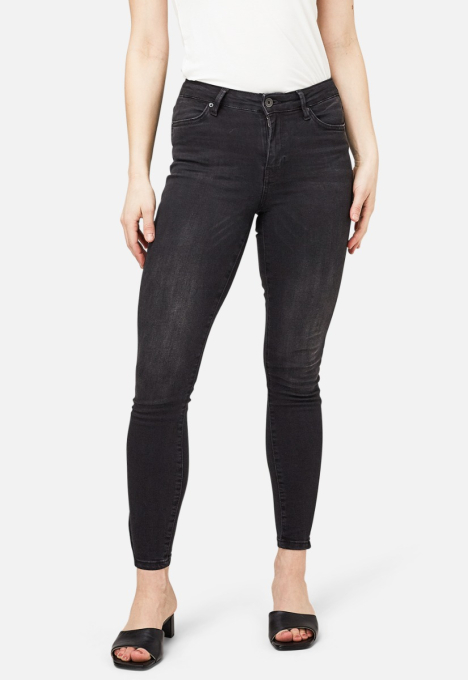 Celsi Ankle Super Skinny Jeans