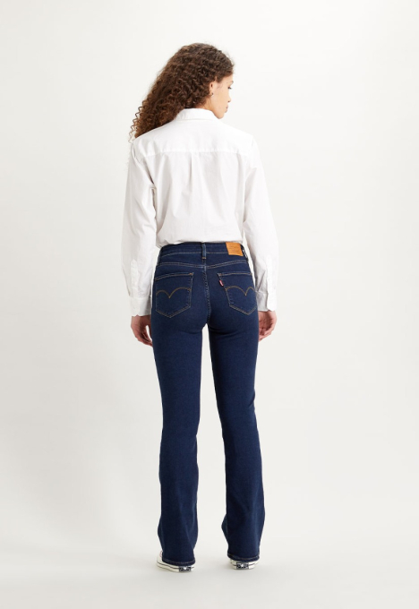 725 Bootcut Jeans