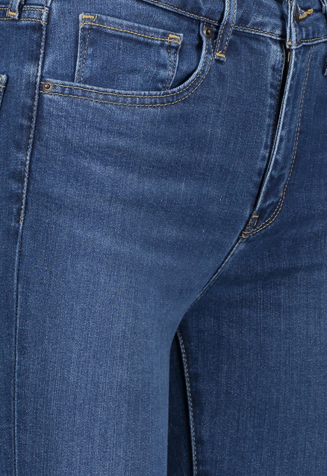721 High Rise Skinny Jeans