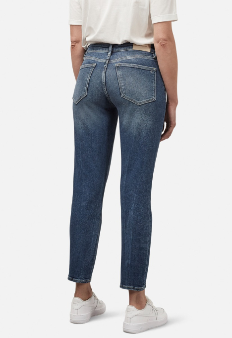 Cinna Girlfriend Slim Jeans