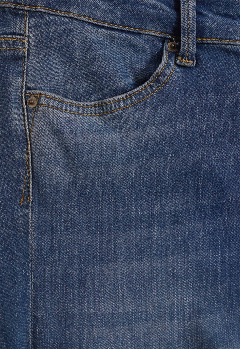 Celsi Flared Jeans