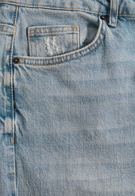 Liv Straight Jeans