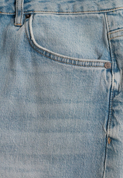 Liv Straight Jeans