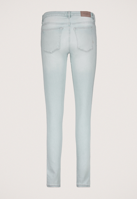 Cassy Skinny Jeans