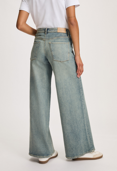 Eden Jeans 