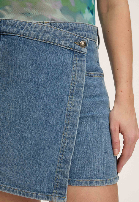 Moto Short
