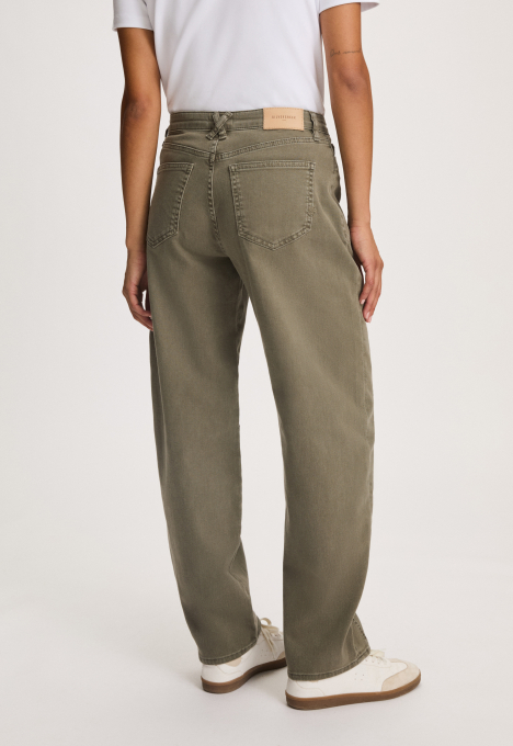 Tate Broek