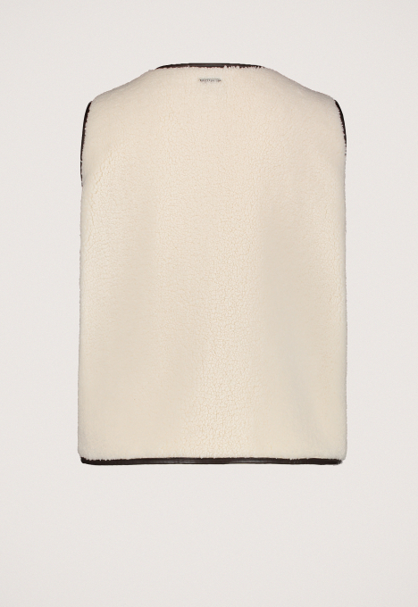 Tayla Gilet