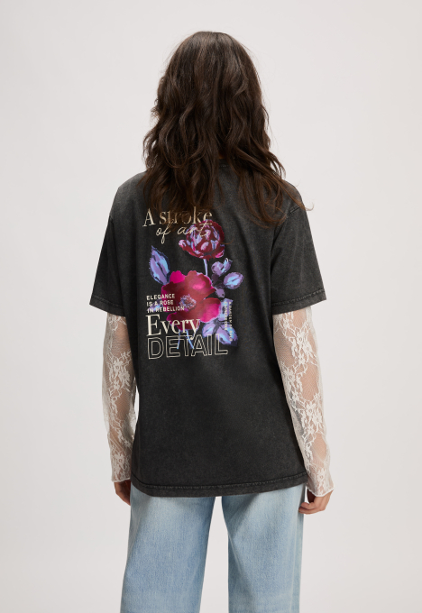 Marisha T-shirt