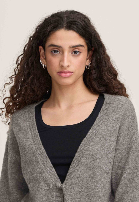 Dasila Vest