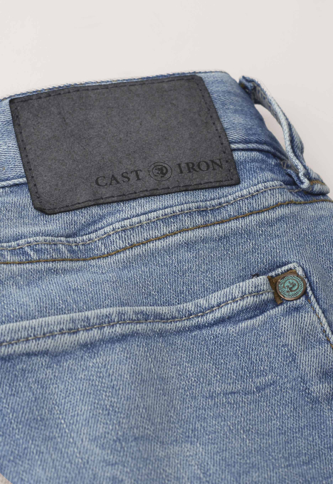 Riser Slim Jeans