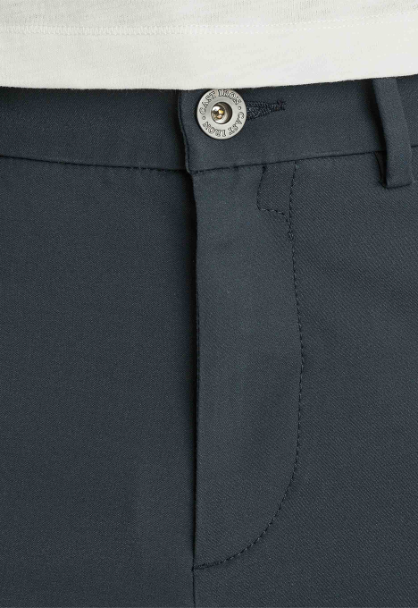 Chino short