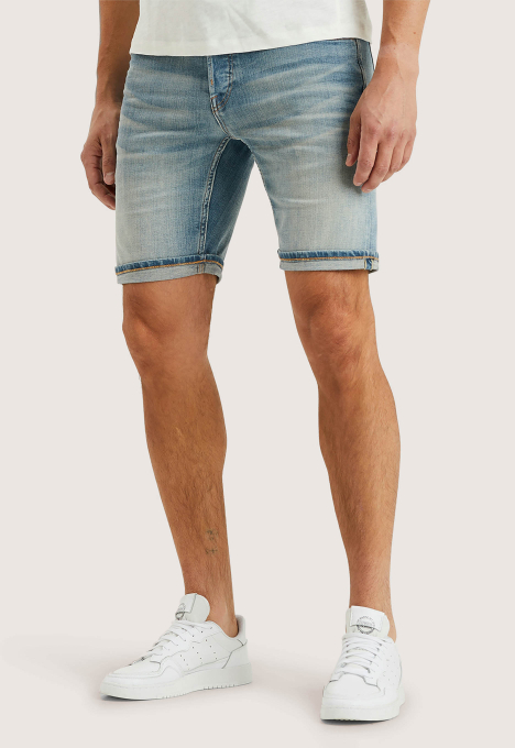 Shiftback Tapered Short