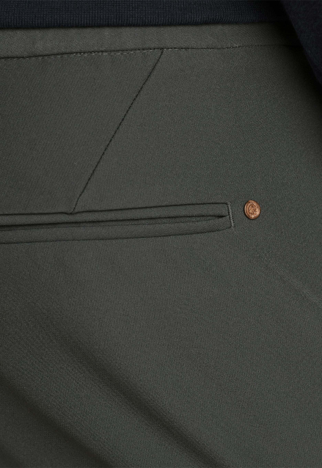 Tapered Fit Chino