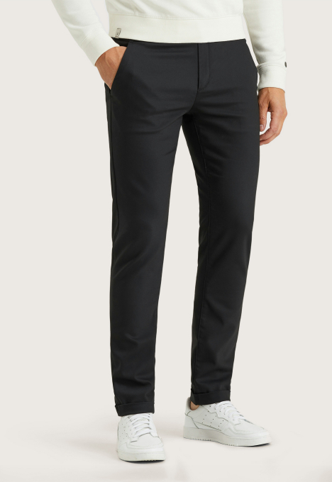 Riser Slim Fit Chino