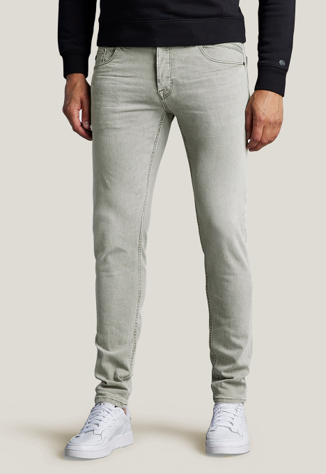 Shiftback Slim Tapered Jeans