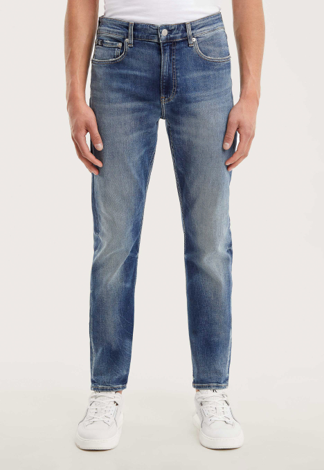 Slim Tapered Jeans