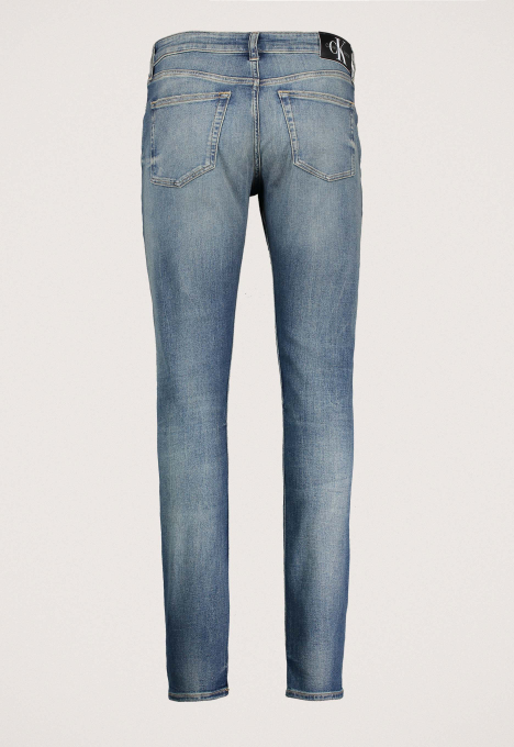 Slim Tapered Jeans