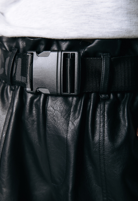 Louas Belt Short