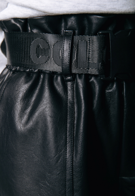 Louas Belt Short