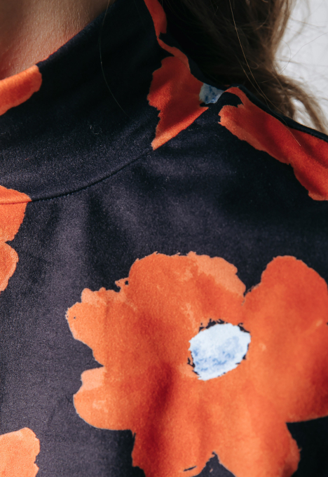 Neyo Flower Peached Longsleeve