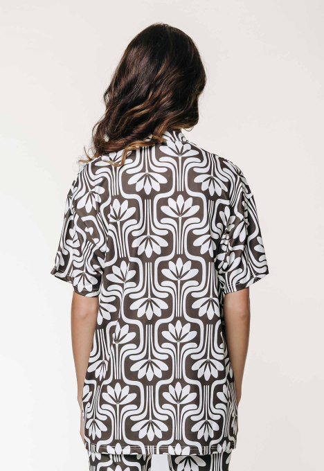 Retro Flower Peach T-shirt
