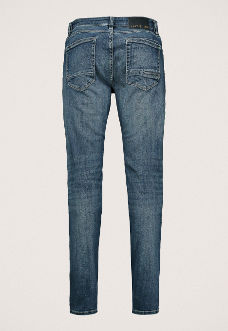 Shiftback Tapered Jeans