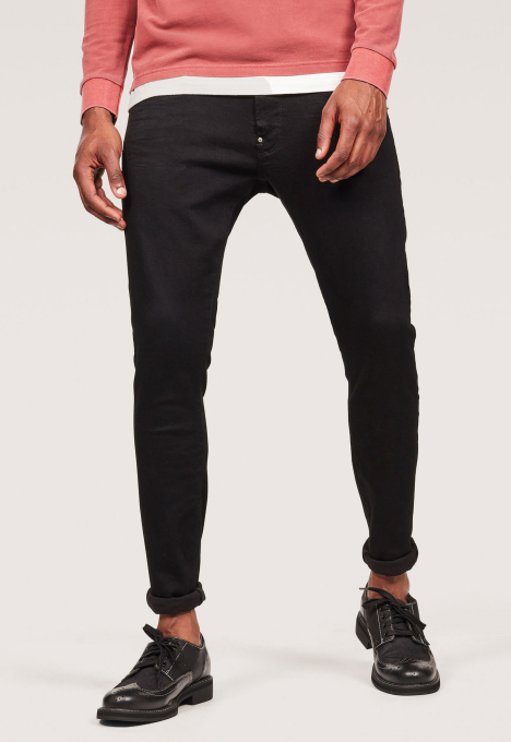 Revend Skinny Jeans