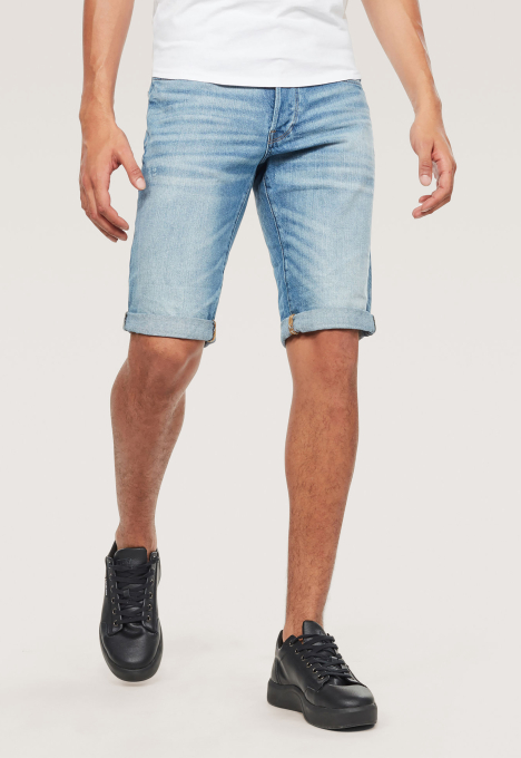 3301 Short