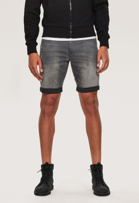 3301 Slim Short