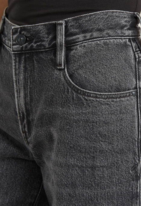 Judee Loose Jeans