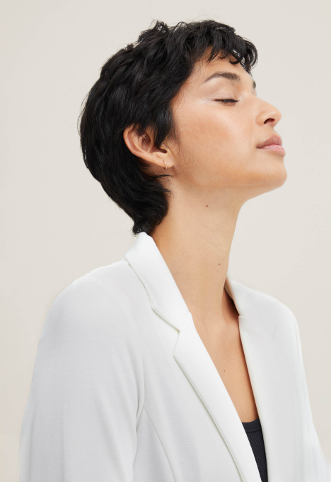 Kate Blazer