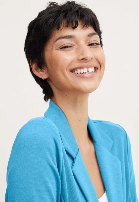 Ihkate Blazer