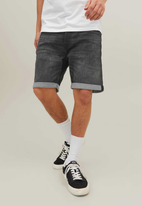 Rick Icon Short