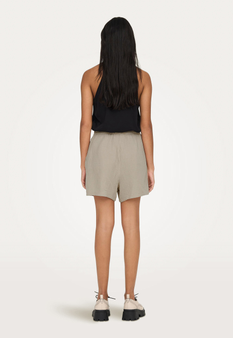 Thyra Short