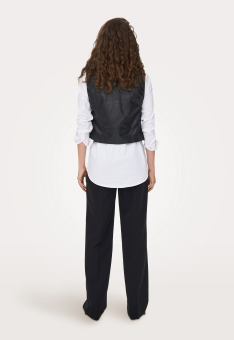 Vera Gilet